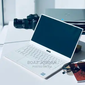 New Laptop Dell XPS 13 9350 8GB Intel Core I5 SSD 512GB