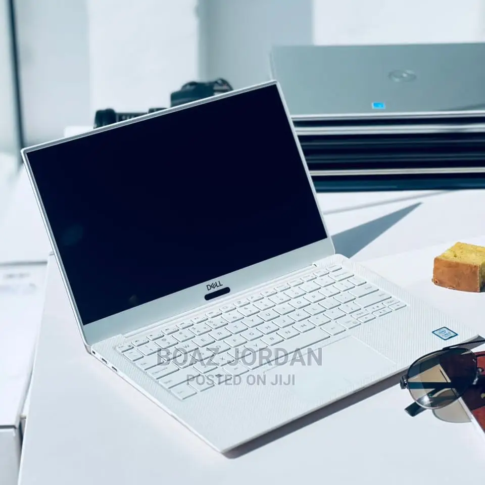 New Laptop Dell XPS 13 9350 8GB Intel Core I5 SSD 512GB