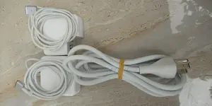 Apple Laptops Power Adapter Magsafe1. Quality Products