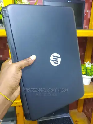 Laptop HP 245 G3 8GB Intel Core I3 HDD 500GB