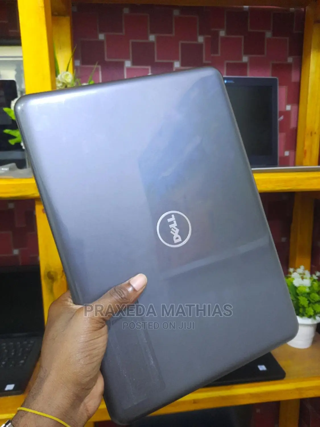 Laptop Dell Latitude 13 3380 4GB Intel Core I3 HDD 500GB