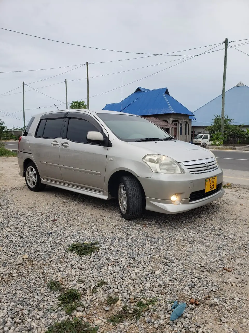 Toyota Raum 1.5 FWD 2007 Gold
