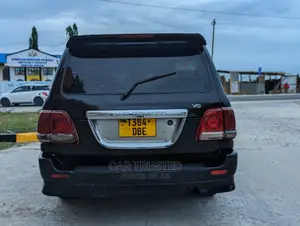 Toyota Land Cruiser HDJ 100 2004 Black