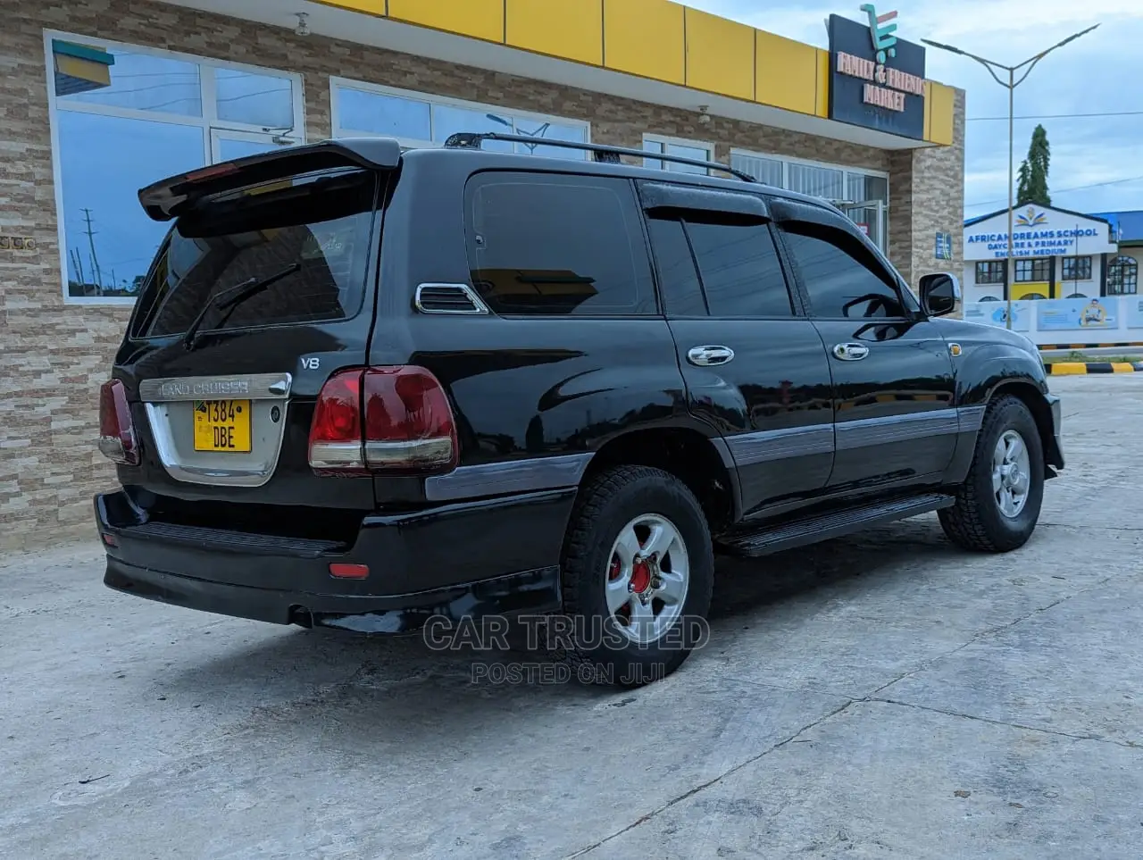 Toyota Land Cruiser HDJ 100 2004 Black