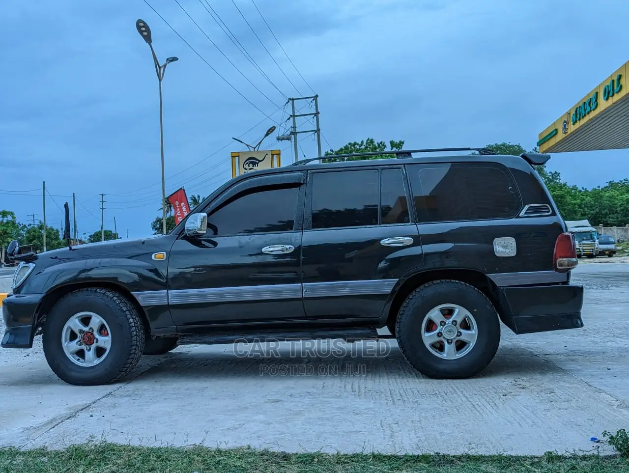 Toyota Land Cruiser HDJ 100 2004 Black
