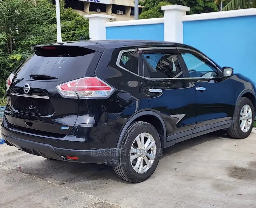Nissan X-Trail SV Premium 2014 Black