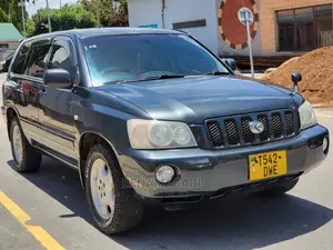 Toyota Kluger 2005 Black
