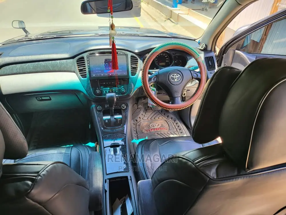 Toyota Kluger 2005 Black
