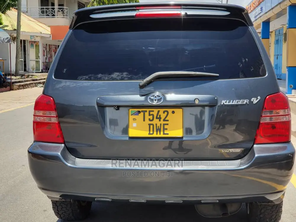 Toyota Kluger 2005 Black