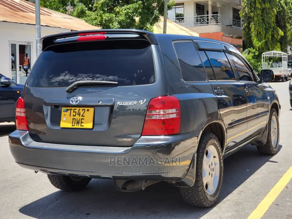 Toyota Kluger 2005 Black
