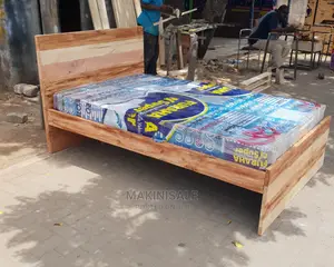 Kitanda Kizuri Sana Cha Pallett Simple Bei Yetu Ni Poa Sana