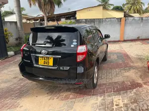 Toyota Vanguard 2006 Black