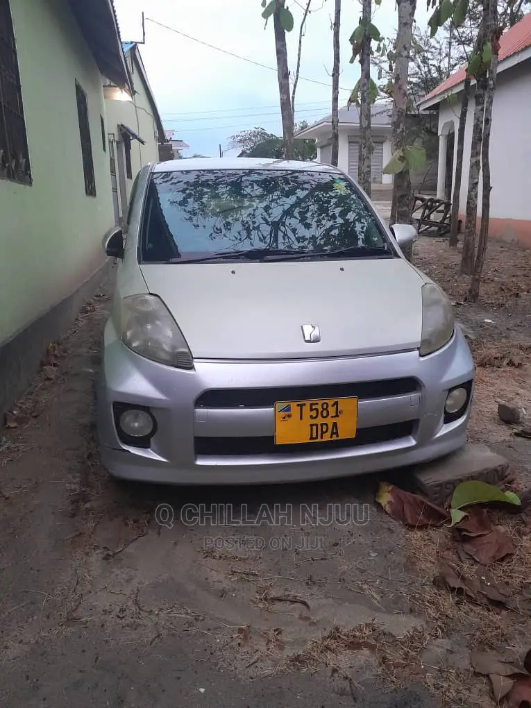 Toyota Passo 2007 Silver