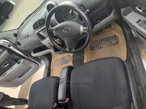 Toyota Passo 2007 Silver