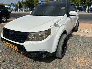 Subaru Forester 2.0D X 2009 White