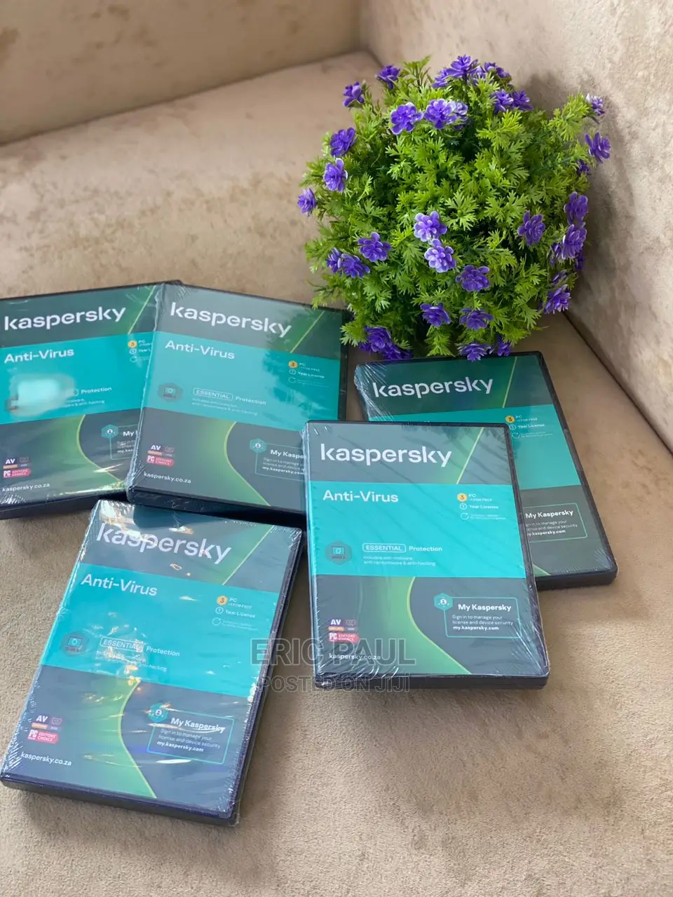 KASPERSKY Internet Security And Essential Ant Virus