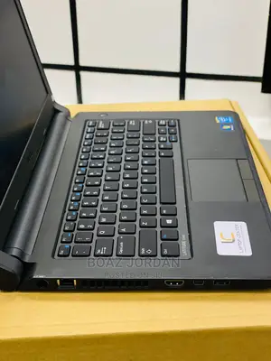New Laptop Dell Latitude 13 3340 4GB Intel Core I3 HDD 500GB