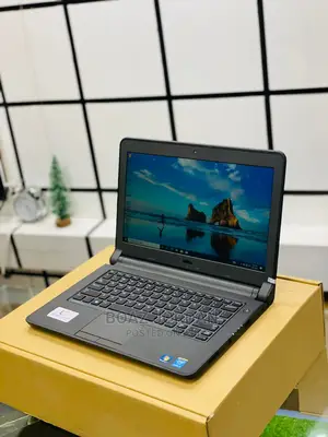 New Laptop Dell Latitude 13 3340 4GB Intel Core I3 HDD 500GB