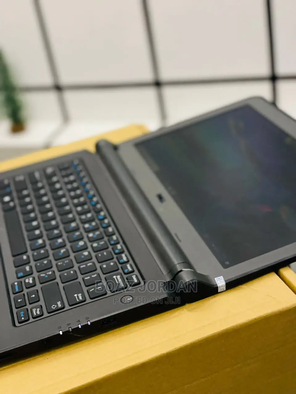 New Laptop Dell Latitude 13 3340 4GB Intel Core I3 HDD 500GB