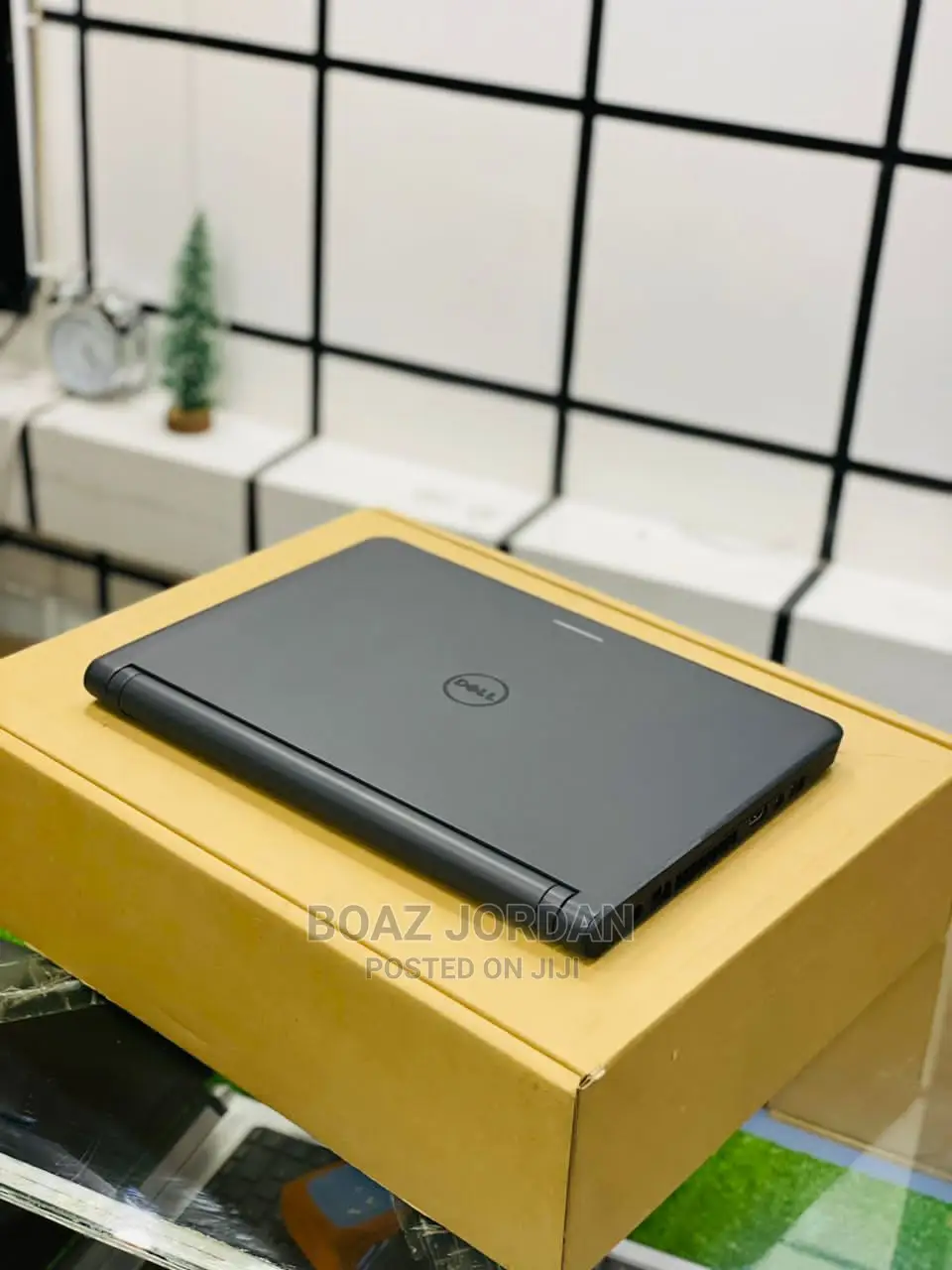 New Laptop Dell Latitude 13 3340 4GB Intel Core I3 HDD 500GB