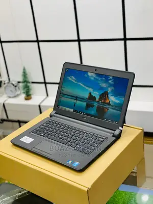 New Laptop Dell Latitude 13 3340 4GB Intel Core I3 HDD 500GB