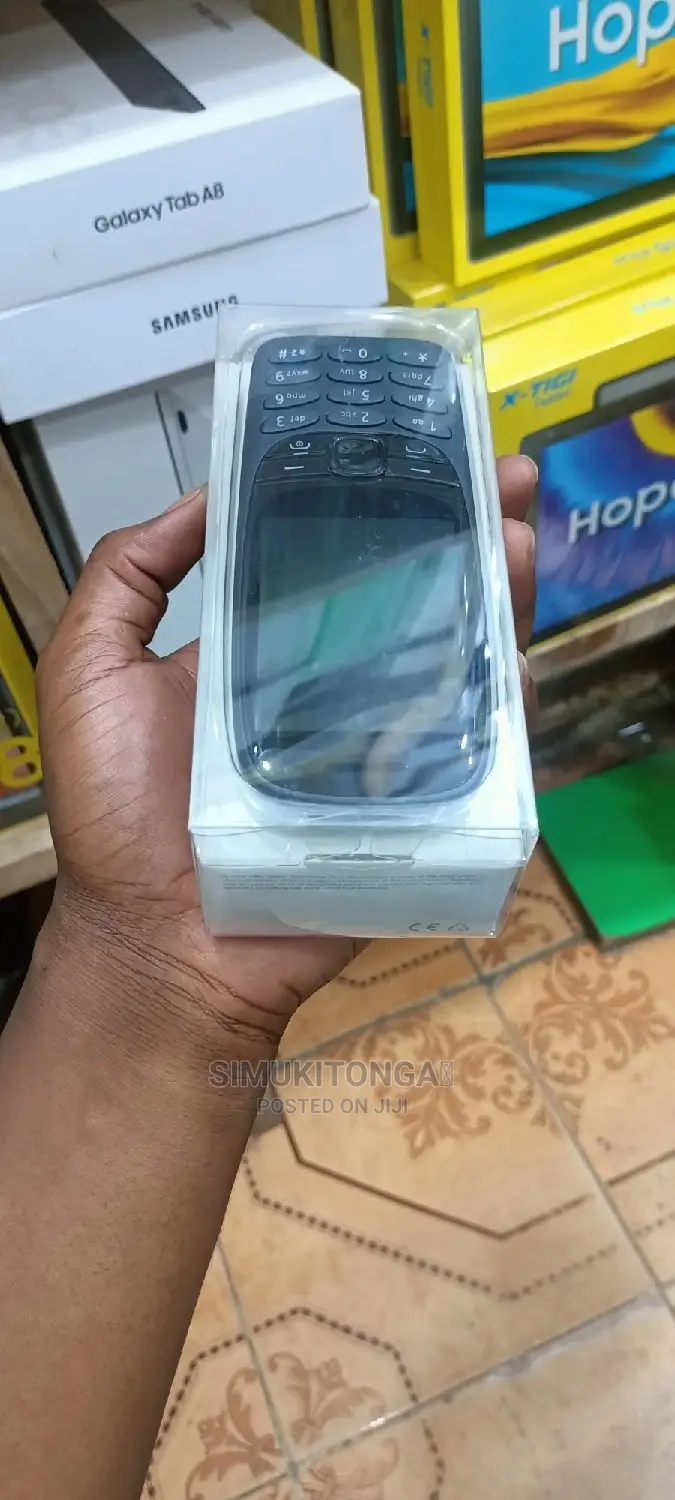 New Nokia 6310 Black