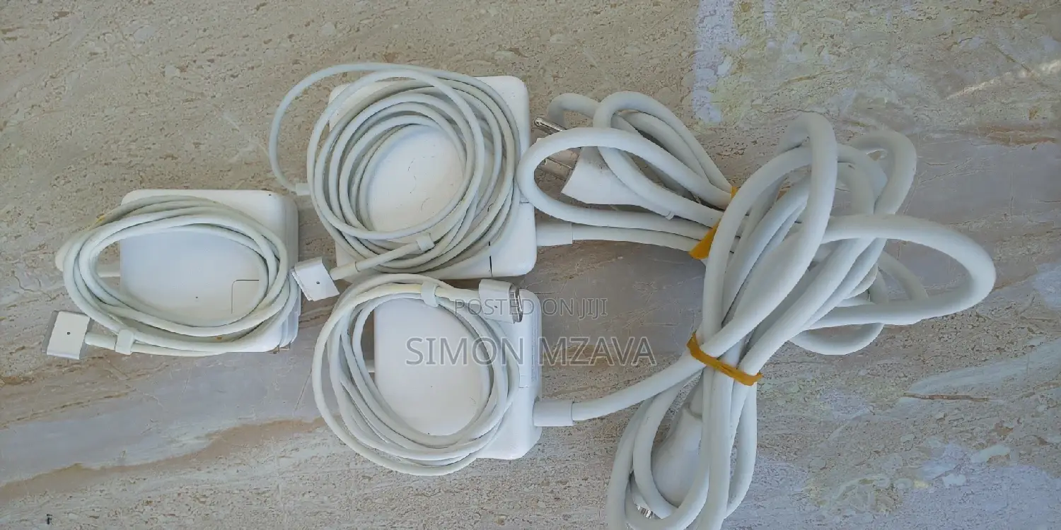Apple Laptops Adapter Magsafe1, Magsafe2. Quality Products.