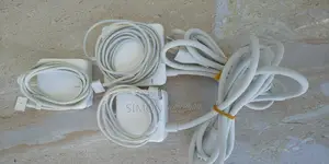 Apple Laptops Adapter Magsafe1, Magsafe2. Quality Products.