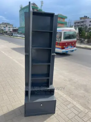 Dressing Table Nzur Mnoo Sanaaa