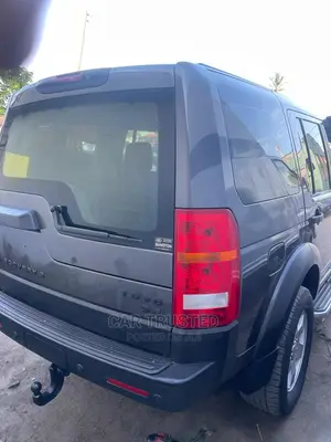 Land Rover Discovery 2010 Gray
