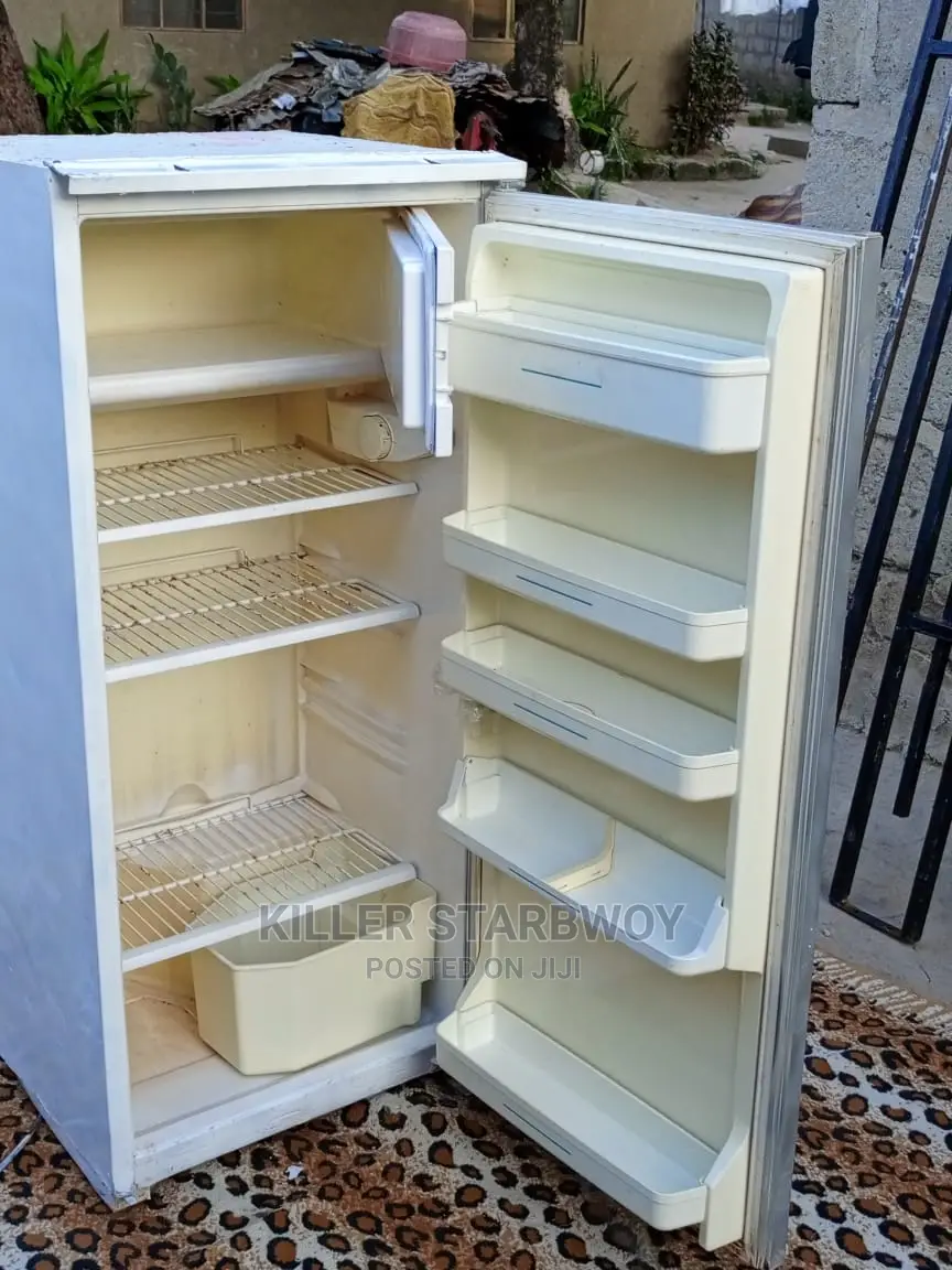 Fridge Single Door Inafanya Kaz Vzur Mno