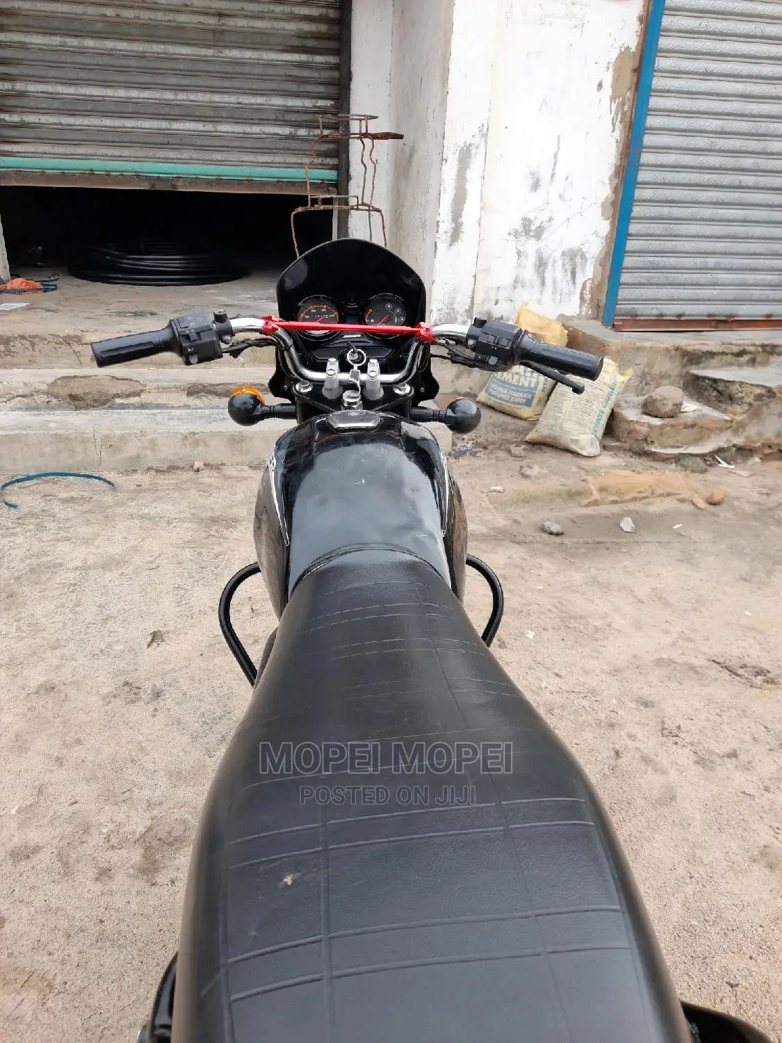 Bajaj Boxer X125 2022 Black