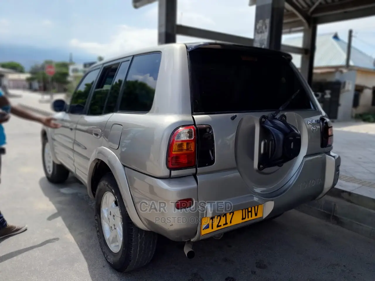 Toyota RAV4 Softtop FWD 1999 Gold
