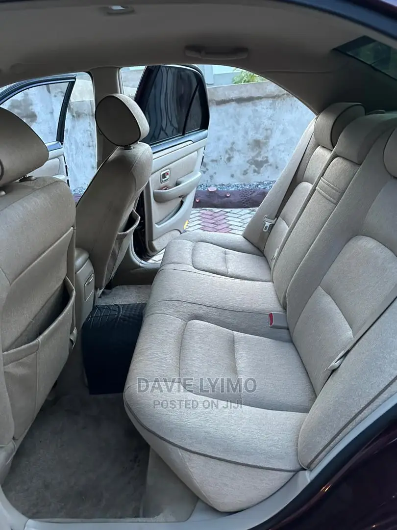Toyota Brevis 2005