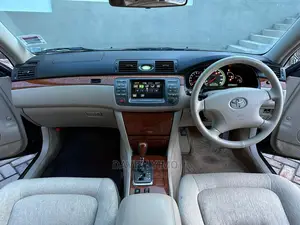 Toyota Brevis 2005