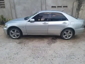Toyota Altezza 2004 Silver