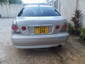 Toyota Altezza 2004 Silver