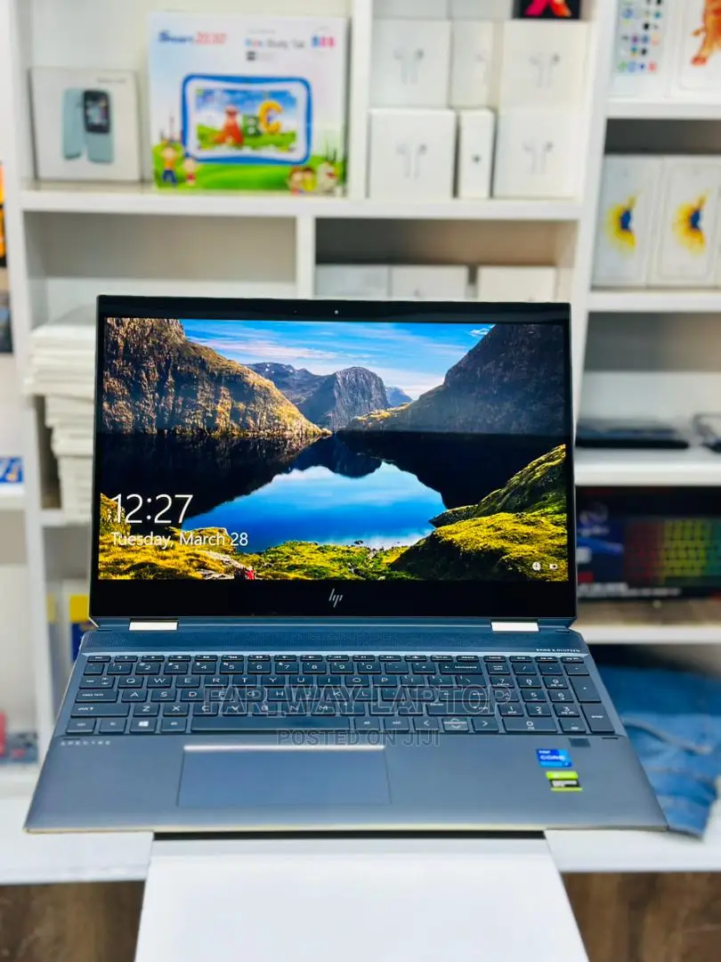 New Laptop HP Spectre X360 15t 16GB Intel Core I7 SSD 1T