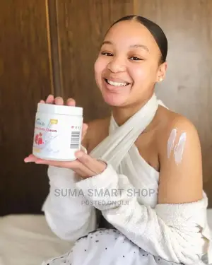 PORTIA Pomegranate Body Creame .
