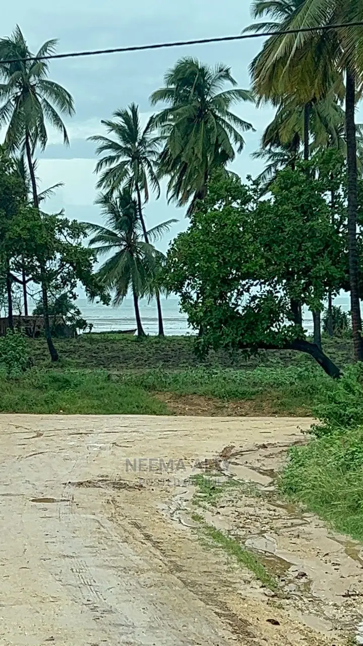 Beach Plots (Viwanja Karibu Na Fukwe Za Bahari)
