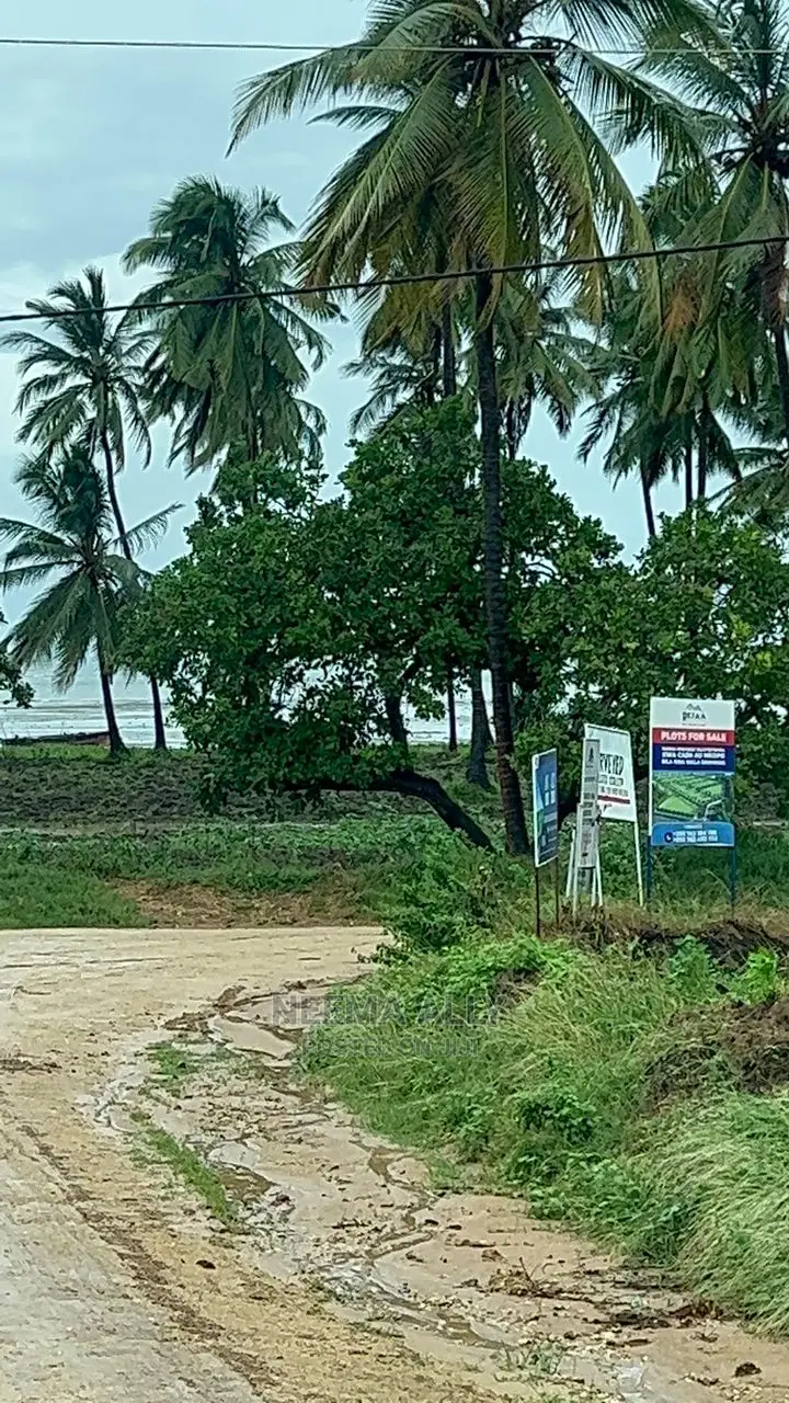 Beach Plots (Viwanja Karibu Na Fukwe Za Bahari)