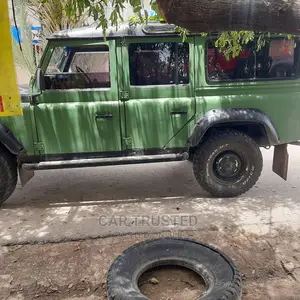 Land Rover Defender 2003 Green