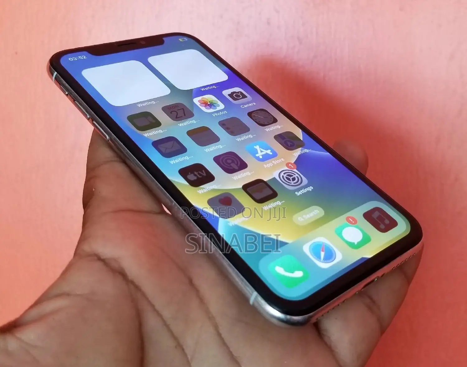 Apple iPhone X 64 GB White