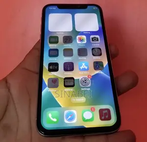 Apple iPhone X 64 GB White