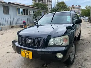 Toyota Kluger 2004 Black