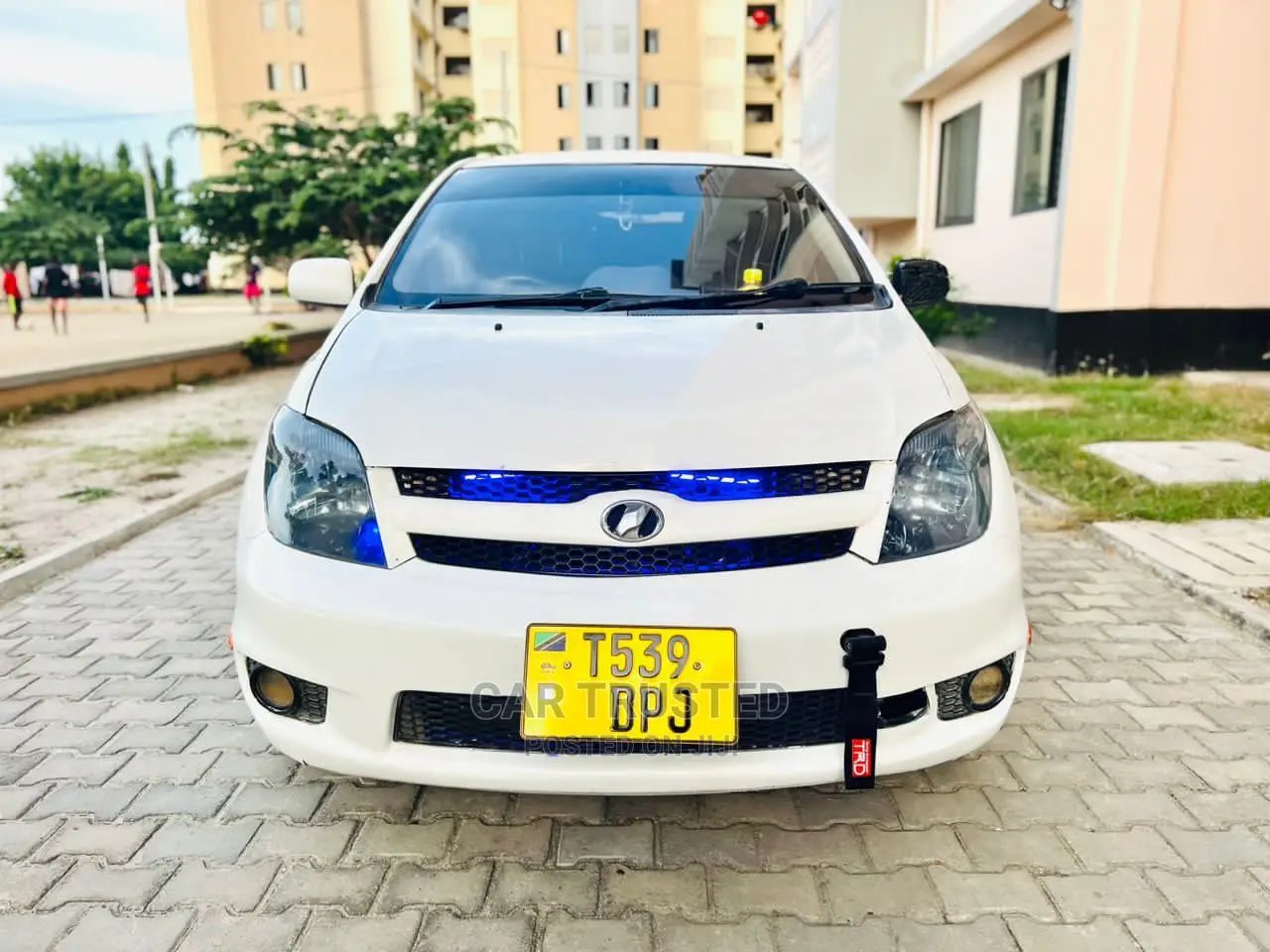 Toyota IST 2001 White
