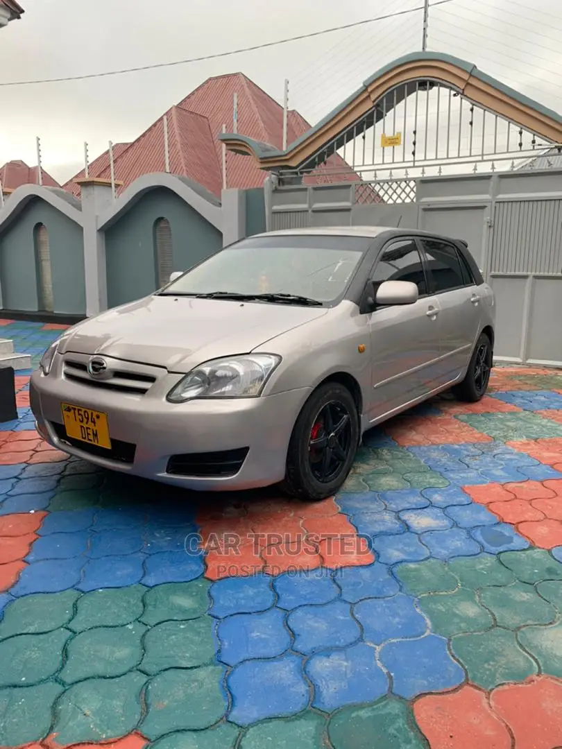 Toyota Corolla RunX 2007 Gold
