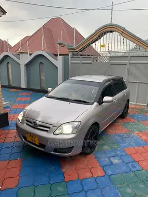Toyota Corolla RunX 2007 Gold