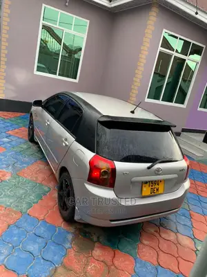 Toyota Corolla RunX 2007 Gold