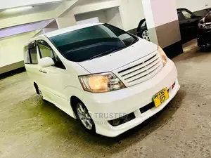 Toyota Alphard 2004 White
